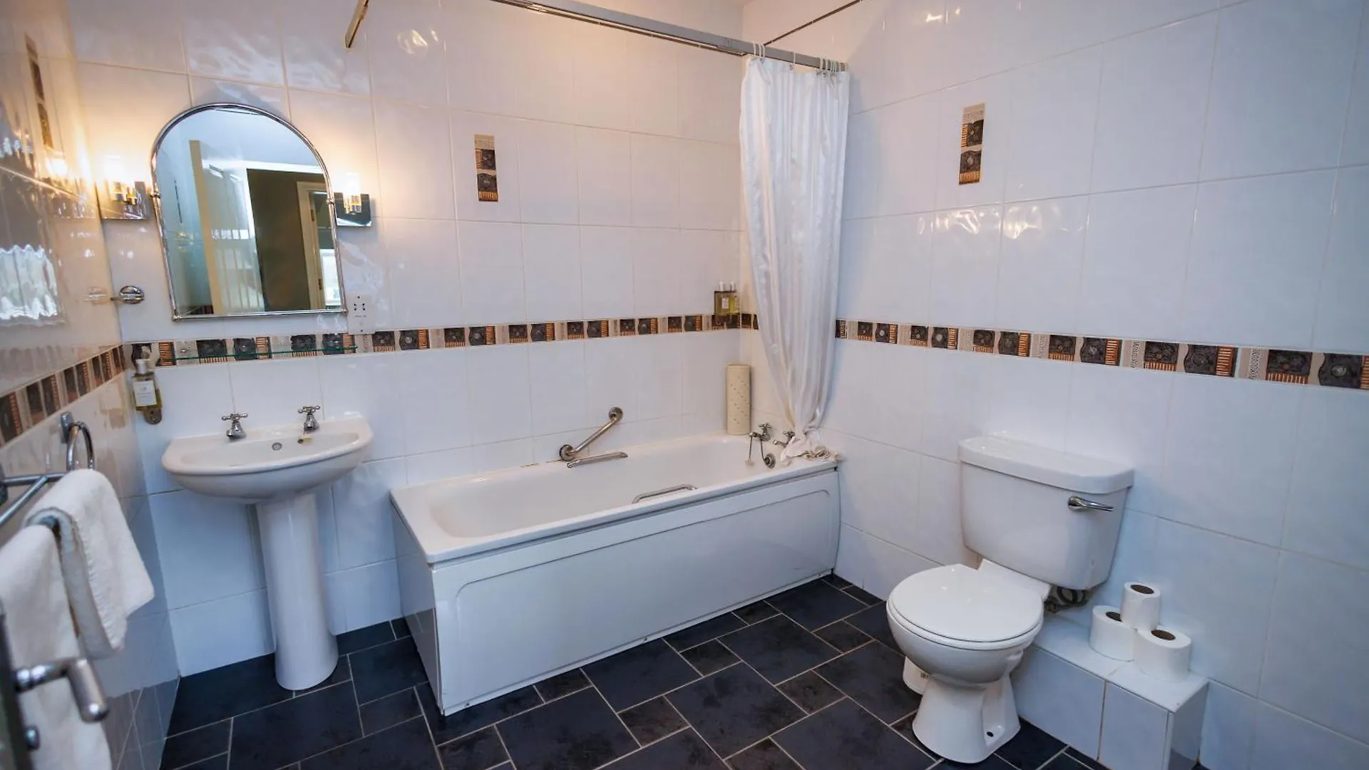 41 Flesk River Apartments Killarney 0*,  Irlanda